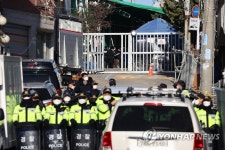 사랑제일교회 압수수색 나선 경찰