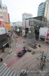 코로나 재확산, 인적 드문 부산 광복로