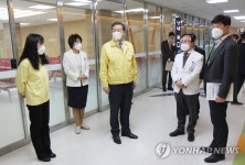 대전보훈병원 방문한 황기철 보훈처장