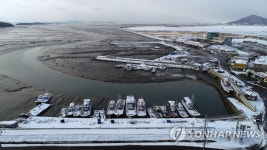 눈 내린 어촌 영광 설도항