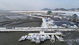 눈 내린 어촌 영광 설도항