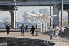 산책하기 딱 좋은 날