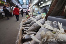 전통시장, 대형마트보다 설 차례상 준비 비용 덜 든다