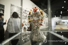 오브제로 만나는 이불의 퍼포먼스
