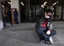 주저앉은 형제복지원 피해자