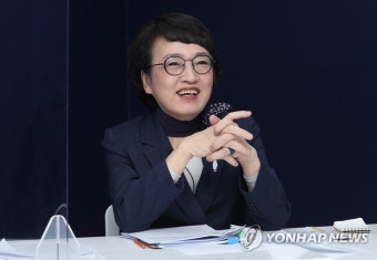 서울시장 후보 단일화 2차 토론 나선 열린민주당 김진애 후보