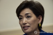 우린 독종,건드리지마 한인 女의원 콤비,증오범죄 싸움 전면에