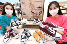 홈플러스, 창립 기념 캔버스화 등 기획 특가