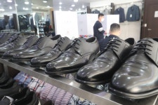 투표한 김에 전시물·옷도 구경…부산 이색투표소 눈길