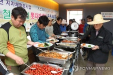 철원군 못자리 공동 취사장 운영…코로나19 막고자 도시락 지원