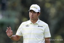 마쓰야마, 마스터스 우승…아시아 선수 최초 그린재킷