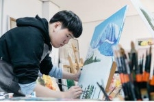 "그림으로 사회와 소통할래요" 발달장애 미술가의 꿈 대표 이미지