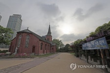 정진석 추기경 첫 부임지 중림동 약현성당