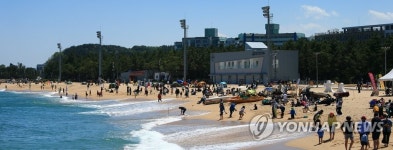 여름 같은 속초해변