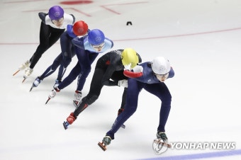 심석희 '따라와'