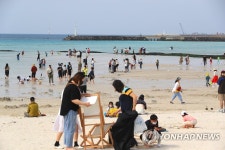 여름 같은 제주 봄 바다
