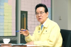 서울 강남구 양재역 환승센터 도곡방향 출구 필요