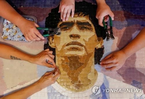 디에고 마라도나 의료진 7명, 과실치사 혐의 재판 진행