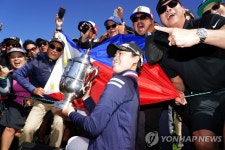 세계 1위와 접전 펼친 천재 소녀 필리핀 첫 메이저 챔프 역사