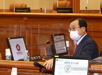 ‘탄핵심판’ 출석한 임성근 전 부장판사