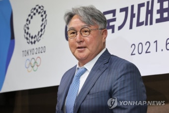 '오지환 논란은 없다' 수비력 인정한 김경문 감독