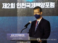 축사하는 조성부 연합뉴스 사장