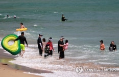 정식 개장 하루앞둔 해운대
