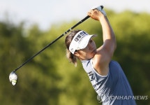 LPGA 투어 2승 도전 이정은 퍼트 아쉽지만 아직 이틀 남았다
