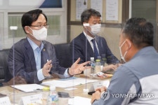 중기부 차관, 주52시간제 중소제조기업 현장 간담회