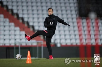 성남FC, 국가대표 출신 수비수 권경원과 '6개월 계약'