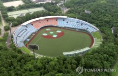 [올림픽] 소프트볼 경기 전날, 근방서 1ｍ 크기 곰 출몰