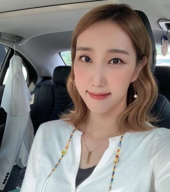 한유미 해설위원 속한 1승 출연 배구 인물들, 새로운 배구 영화로 기대와 호응 얻어.