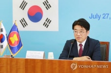 발언하는 양기욱 산업부 자유무역협정정책관