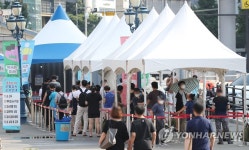 멈추지 않는 코로나 확산세