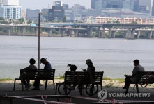 뜨거운 태양을 피해