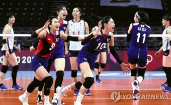 -올림픽- 박정아가 만든 5세트 기적…여자배구, 일본 꺾고 8강 확정(종합)