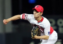 김현수 무실점 역투