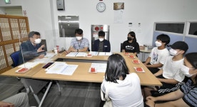 장수군청 찾은 중학생들 군수님에게 질문 있습니다