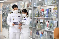 해군사관학교, 1학년 생도 이성교제 허용…인권위 권고 수용