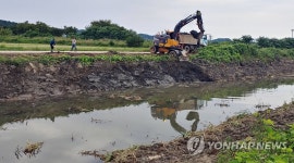 집중호우 대비 하천 물길 확보 비상