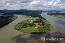 영산강이 휘감아 도는 한반도 지형