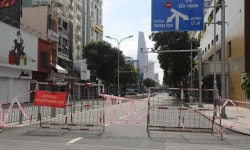 베트남 총리 영구적 봉쇄 불가능…위드 코로나로 전환하나