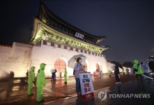 빗속의 1인 시위