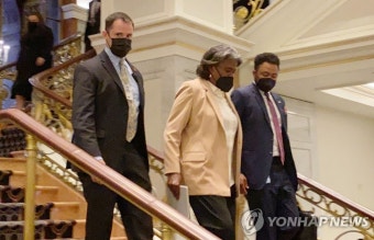 한미일 외교장관회의 후 회담장 떠나는 린다 토머스-그린필드 주유엔 미국대사