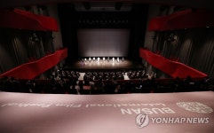 코로나 시대 단비 같은 영화제