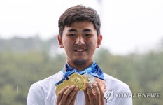 김제덕, 전국체전 양궁 4관왕…개인전서 금메달 추가(종합)