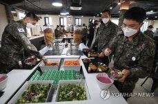 병사들의 점심 식사
