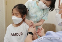 생후 6개월∼13세 어린이 독감백신 접종 시작