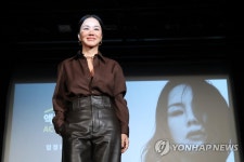 엄정화, 관객과 토크 액터스하우스