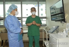 산후조리원 코로나19 방역 점검하는 양성일 1차관